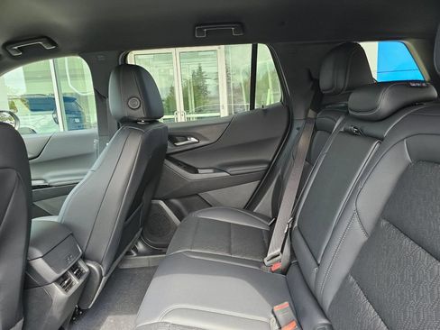 New 2027 Chevrolet Equinox LT w/ Convenience Package II AWD/4WD image 21