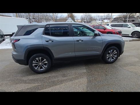 New 2026 Chevrolet Equinox LT w/ Convenience Package II image 9