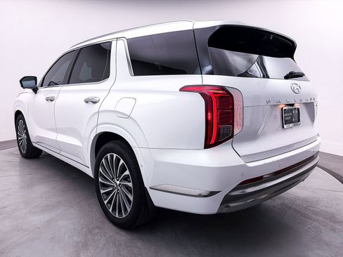 Used 2025 Hyundai Palisade Calligraphy image 16