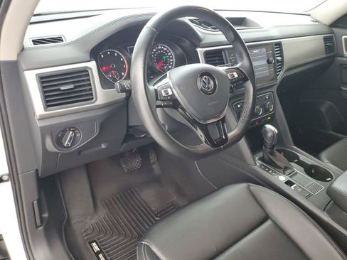 Used 2020 Volkswagen Atlas SE image 17