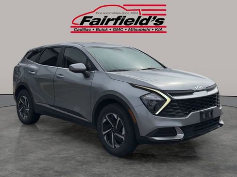 Used 2023 Kia Sportage LX image 7