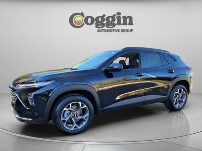 New 2026 Chevrolet Trax LT w/ Driver Confidence Package