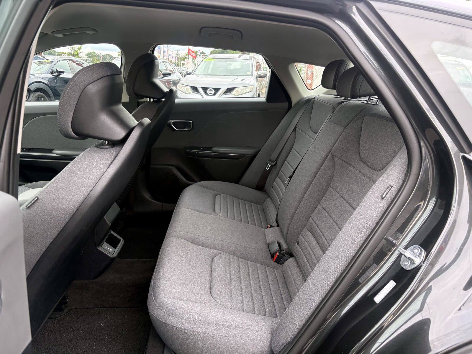 Certified 2025 Kia K4 GT-Line Turbo FWD image 28