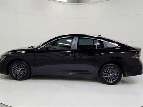 Certified 2026 Nissan Sentra SV w/ Floor Mat Package FWD image 5