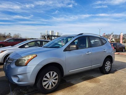 Used 2014 Nissan Rogue S w/ Convenience Package