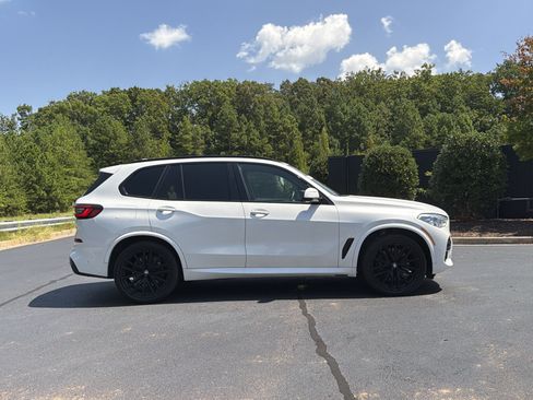 Used 2022 BMW X5 M50i w/ Executive Package AWD/4WD image 5