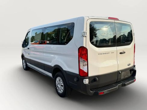 Used 2016 Ford Transit 350 XLT RWD image 5