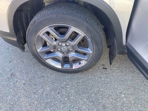 Certified 2022 Honda Passport EX-L image 9