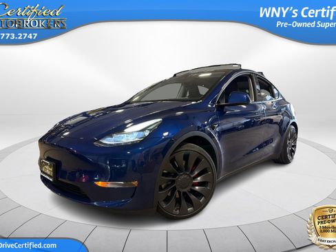 Used 2024 Tesla Model Y Performance AWD/4WD image 1