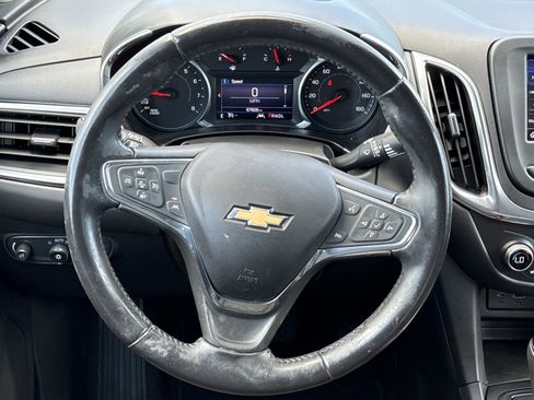 Used 2020 Chevrolet Equinox LT AWD/4WD image 18