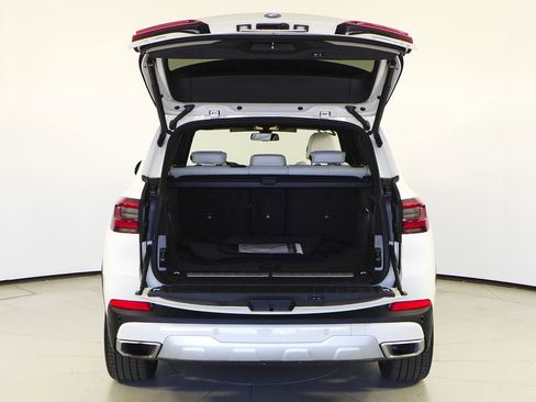 Certified 2023 BMW X5 xDrive45e image 10