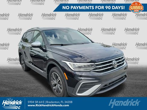 Used 2024 Volkswagen Tiguan Wolfsburg Edition w/ MDO Package, Two-Row AWD/4WD image 1