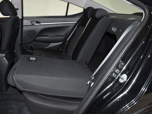 Used 2018 Hyundai Elantra SE w/ Cargo Package image 26