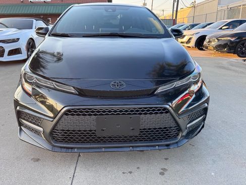 Used 2022 Toyota Corolla SE FWD image 2
