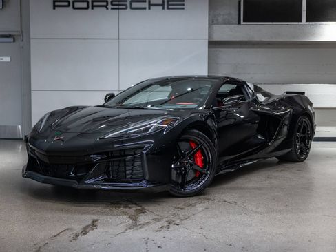 Used 2026 Chevrolet Corvette E-Ray w/ Stealth Interior Trim Package AWD/4WD image 1