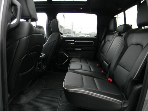 Used 2024 RAM 1500 Laramie AWD/4WD image 23