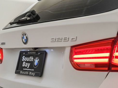 Certified 2018 BMW 328d xDrive Wagon AWD/4WD image 15