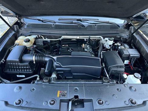 Used 2018 GMC Canyon SLE w/ SLE Convenience Package image 17