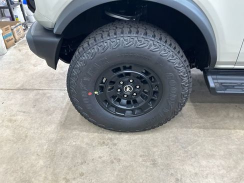 New 2026 Ford Bronco Outer Banks w/ Sasquatch Package AWD/4WD image 31