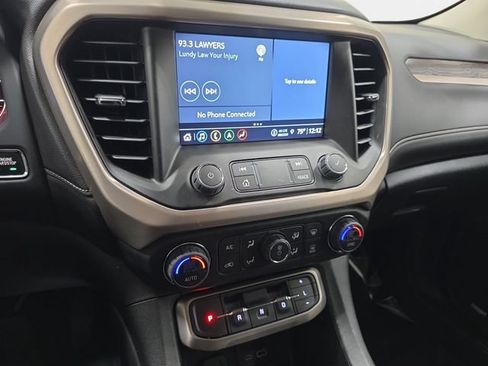 Used 2023 GMC Acadia Denali w/ Denali Technology Package AWD/4WD image 19