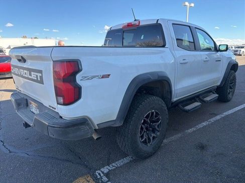 Certified 2024 Chevrolet Colorado ZR2 w/ ZR2 Convenience Package III image 3