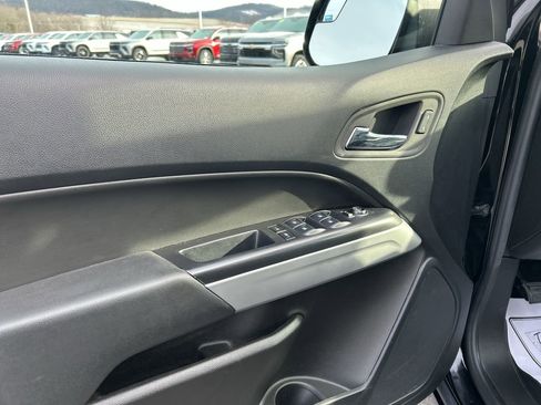 Used 2022 Chevrolet Colorado LT w/ Safety Package image 20