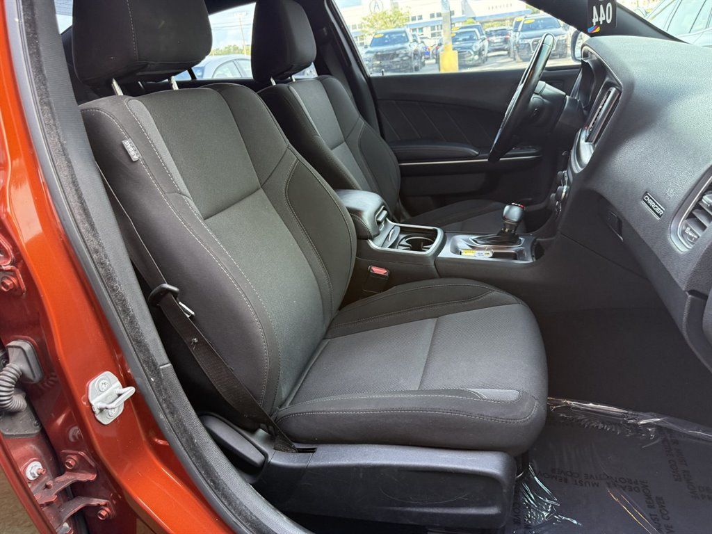 Used 2020 Dodge Charger SXT RWD image 19
