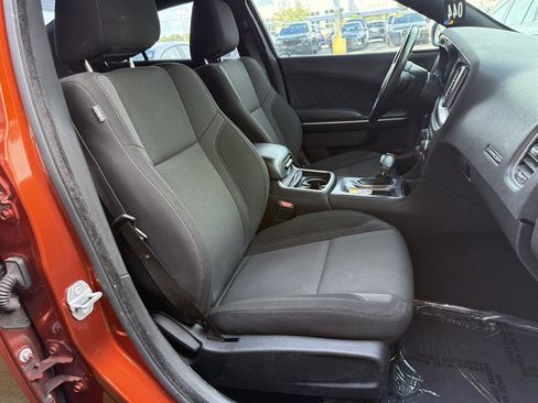 Used 2020 Dodge Charger SXT RWD image 19