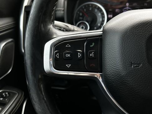 Used 2019 RAM 1500 Laramie AWD/4WD image 13