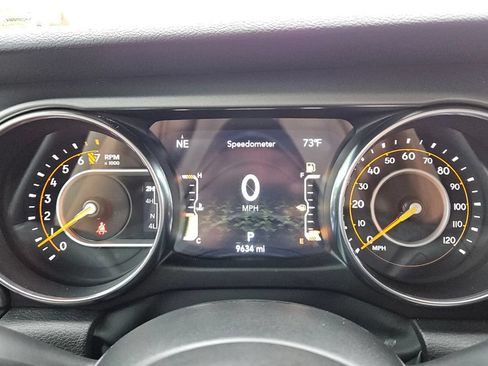Used 2023 Jeep Gladiator Sport AWD/4WD image 23