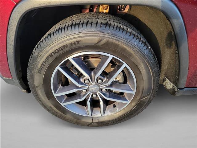 Used 2018 Jeep Grand Cherokee Limited RWD image 9