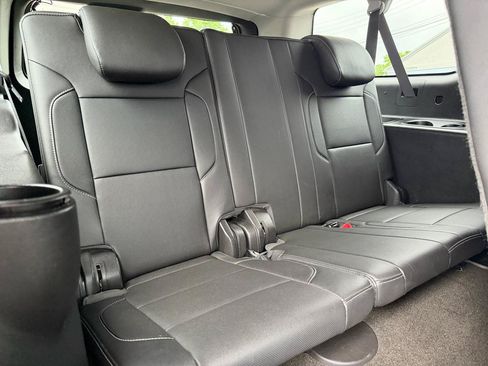 Used 2018 GMC Yukon XL SLT w/ Open Road Package AWD/4WD image 26