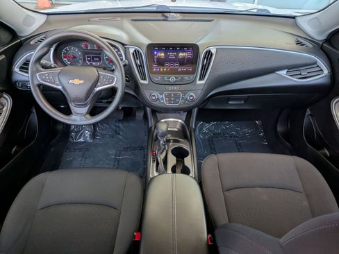 Used 2023 Chevrolet Malibu LT FWD image 23