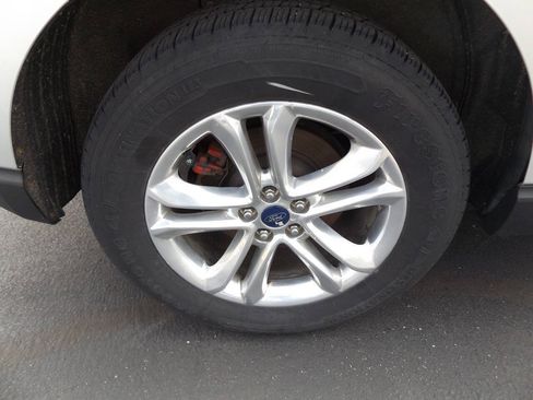 Used 2017 Ford Edge SEL w/ Equipment Group 201A AWD/4WD image 30