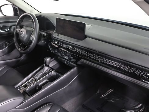 Used 2023 Honda Accord EX-L image 28