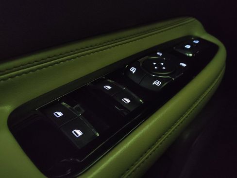 Used 2021 Lincoln Corsair AWD image 27