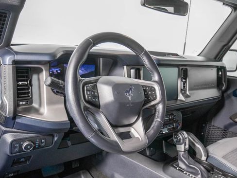 Used 2022 Ford Bronco Outer Banks AWD/4WD image 17