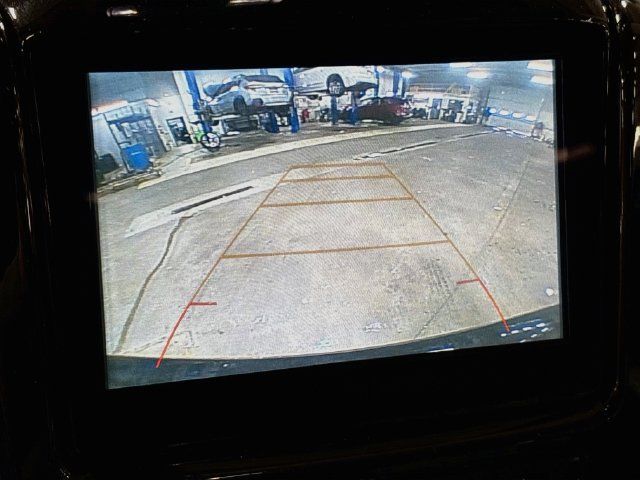 Used 2019 Chevrolet Traverse LT AWD/4WD image 13