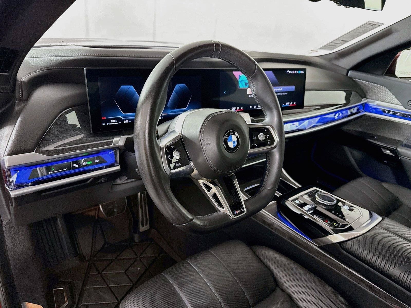 Used 2025 BMW 740i RWD image 4