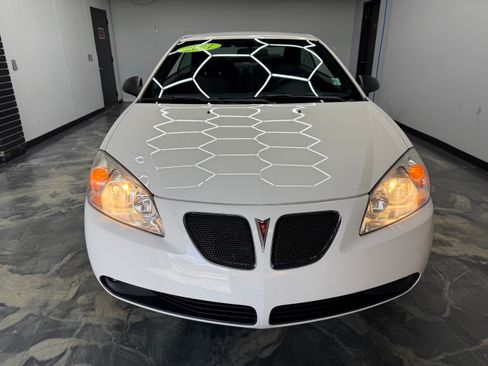 Used 2007 Pontiac G6 GT w/ Premium Package FWD image 6