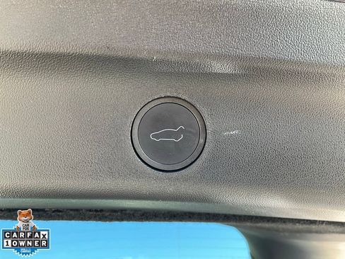 Used 2023 Tesla Model Y Long Range image 10