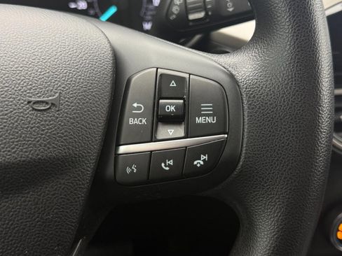 Used 2020 Ford Escape SE image 32