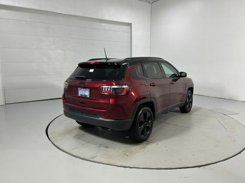 Used 2021 Jeep Compass Latitude w/ Sun and Sound Group AWD/4WD image 37