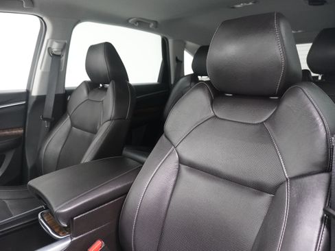 Used 2019 Acura MDX FWD w/ Technology Package image 11