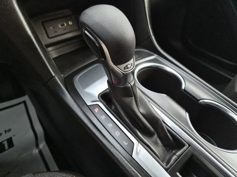 Used 2024 Chevrolet Equinox LT image 31