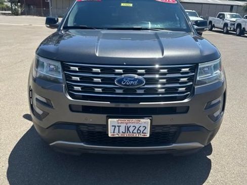 Used 2016 Ford Explorer XLT w/ Equipment Group 202A FWD image 6