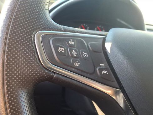 Used 2023 Chevrolet Malibu LT image 17