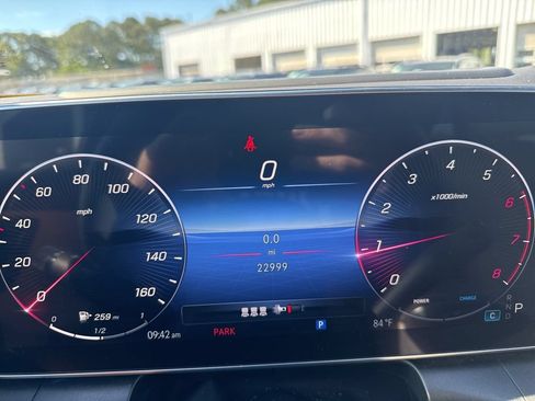 Certified 2023 Mercedes-Benz GLC 300 4MATIC image 10