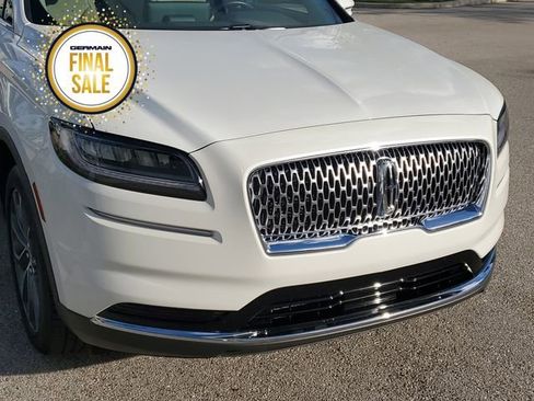 Certified 2023 Lincoln Nautilus Reserve image 11