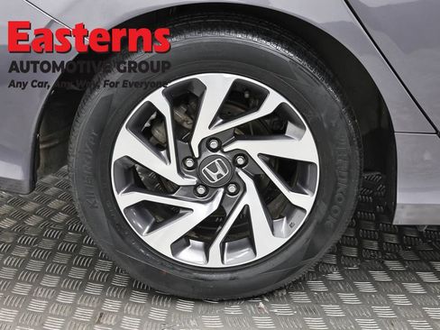 Used 2018 Honda Civic EX image 28